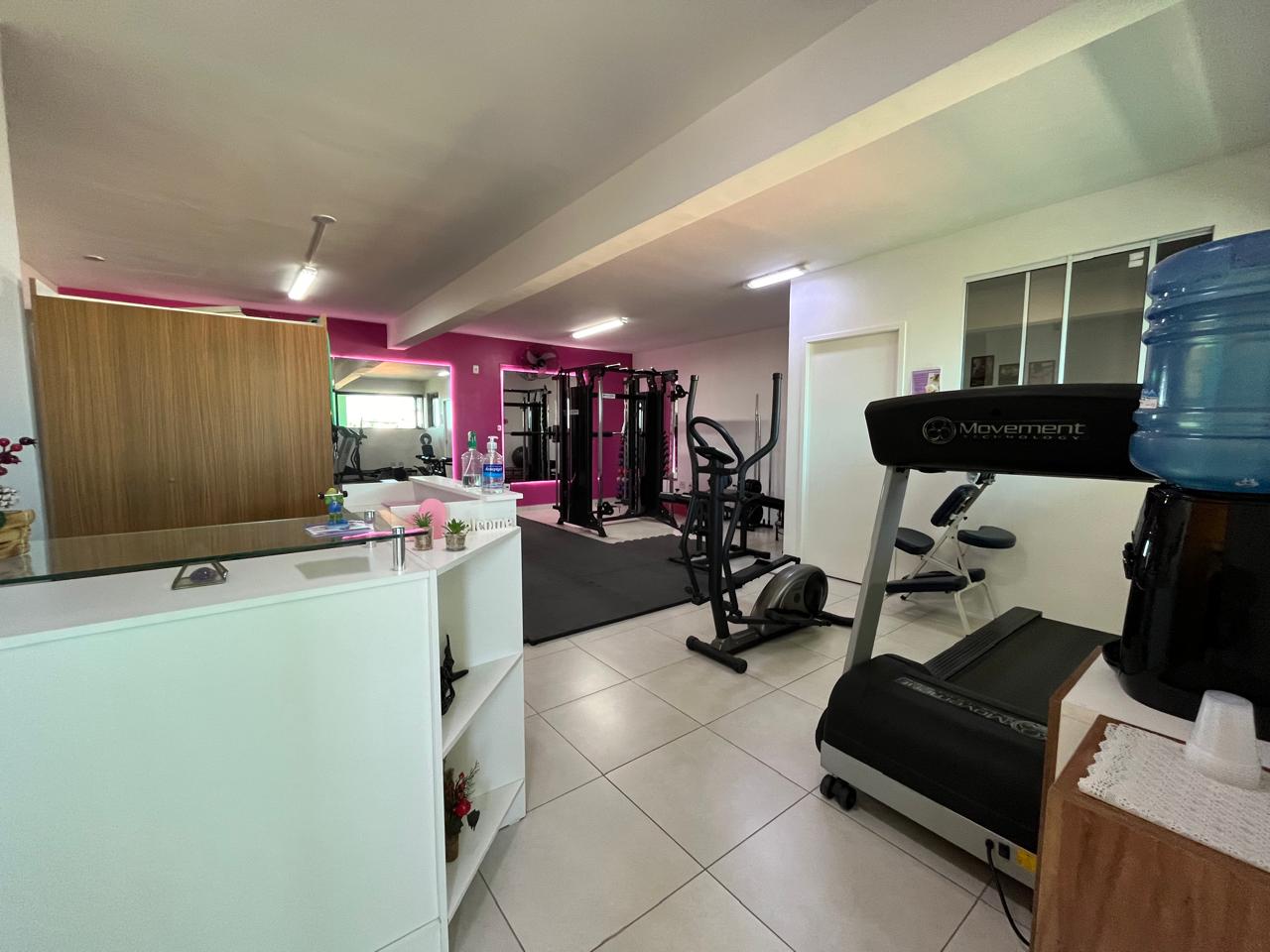 Maevy-Studio-Fitines-academia